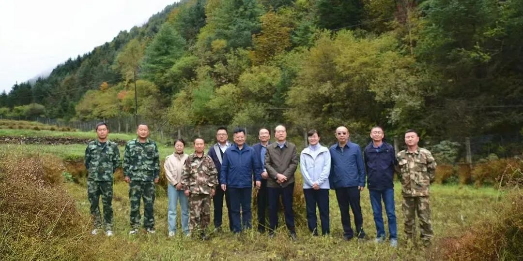 ãéå¢è¦é»ãçèè¯ä¸éå¢èµ´ç½é¾æ±æä¸ä¿æ¤ä¸­å¿èå¯è°ç  å±è°æä¸ä¸­è¯æäº§ä¸åå±