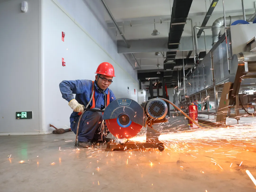 ãæ®å®æ°é»ãæ£ä¿®è¿è¡æ¶ââæ£ä¿®ä¸çº¿çâå¥æèâ