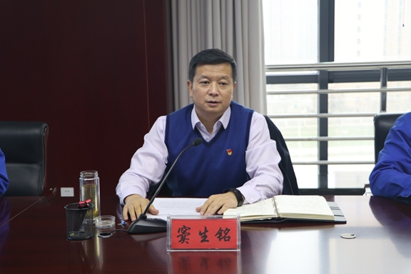 éå¢å¬å¸åå§å¯ä¹¦è®°ãæ»ç»ççª¦çé­å°±å­¦ä¹ è´¯å½»åçåä¹å±äºä¸­å¨ä¼ç²¾ç¥è®²ä¸é¢åè¯¾