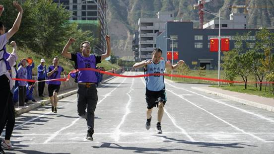 âåè¿äºåå¤§ï¼å¥è¿æ°å¾ç¨âéç¥æåæåä¸¾åç§å­£èå·¥è¿å¨ä¼